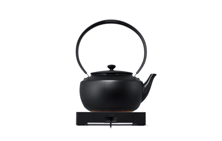 Black moonkettle, rear view