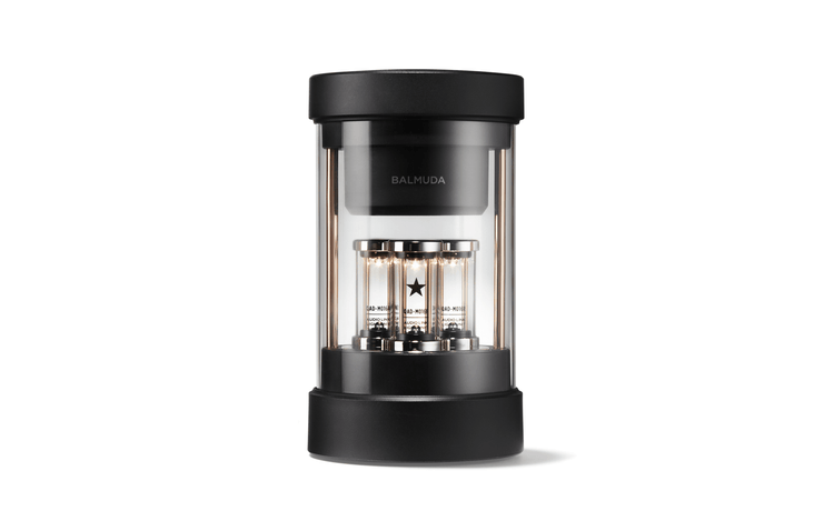 Black the speaker, front view