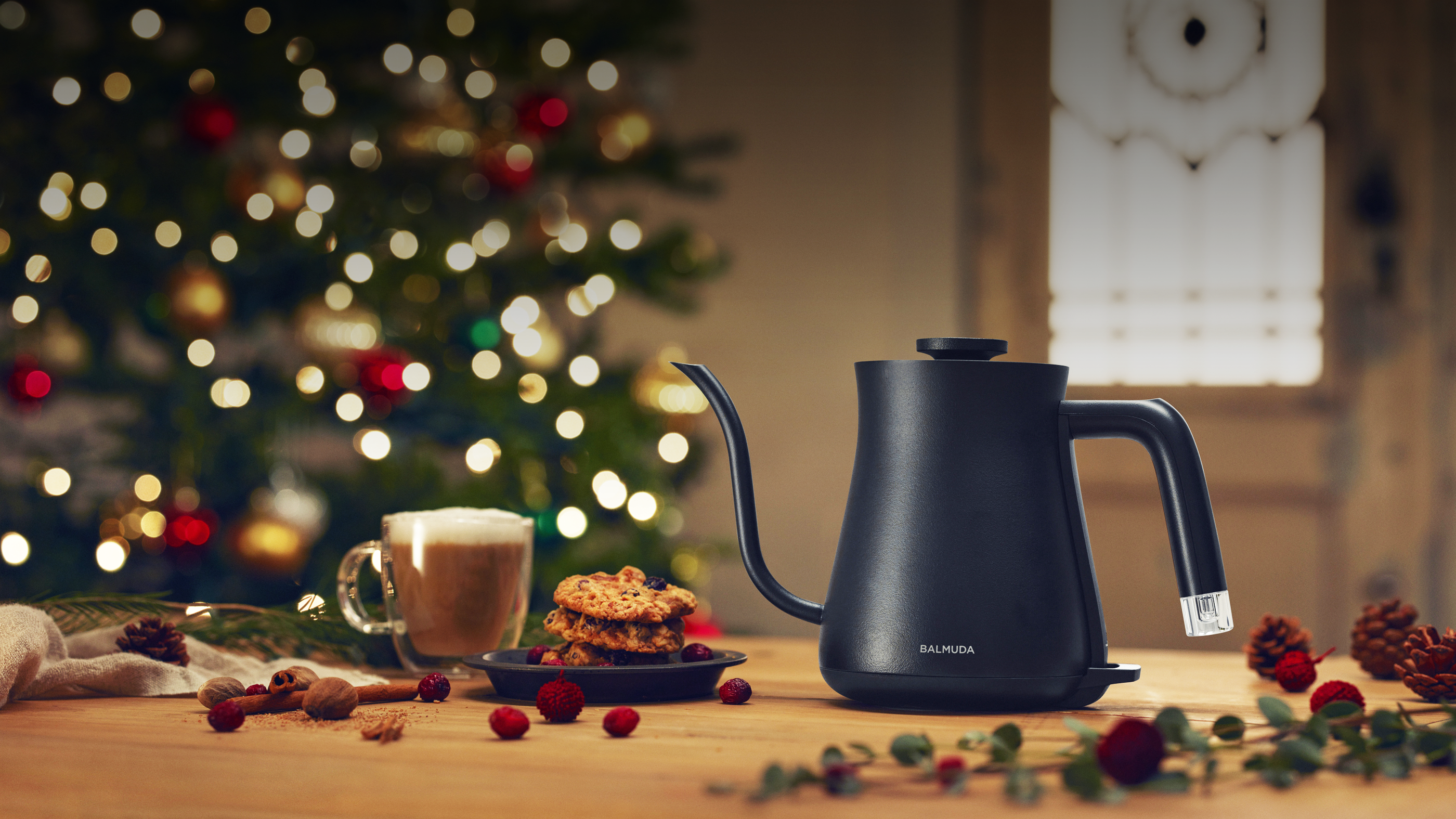 https://us.balmuda.com/cdn/shop/files/2800_x_1575_The_kettle_2800x.png?v=1701931778