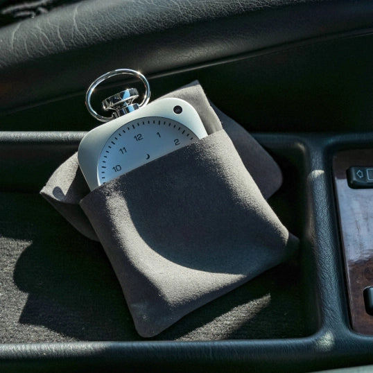 The Clock with its dedicated pouch