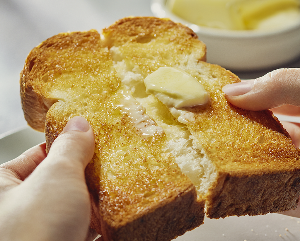 Amazing Balmuda Japanese Toaster - crispy outer with a super